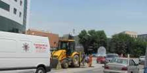 Maşinile circulă pe contrasens