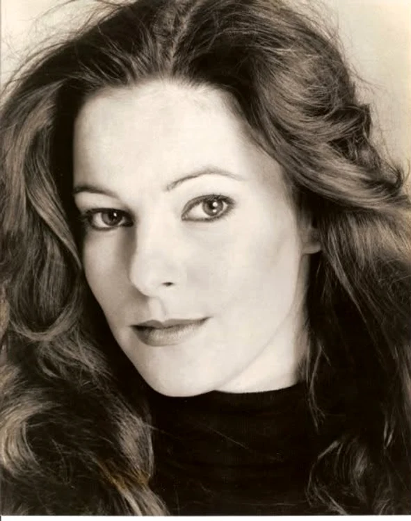 Ruthie Henshall în tinerețe   Facebook 3 jpg