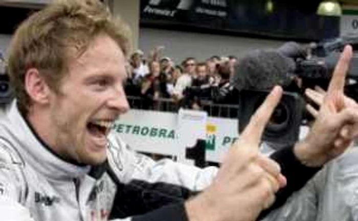 FORMULA 1: Ross Brawn susţine că Jenson Button va rămâne la echipă