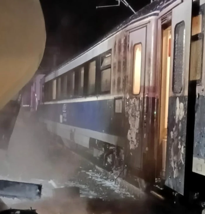 Accidentul s-a produs în jurul orei 22:00, joi seară. FOTO: CFR.ro