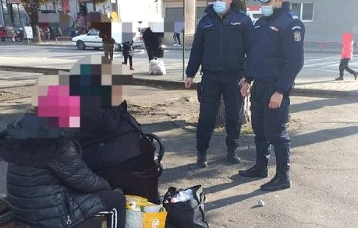 
    Femeia a fost legitimată de jandarmi pentru că nu purta masca de protecție corectfoto: Jandarmeria Bistrița  