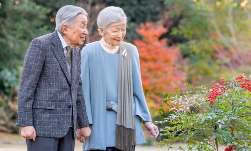 Împăratul Akihito la 90 de ani împreună cu Împărăteasa Michiko, decembrie 2025   FOTO Agenția Casei Imperiale jpg