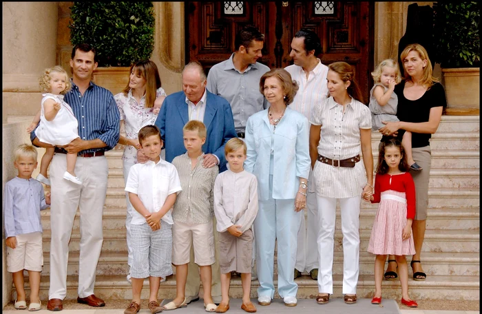 Juan Carlos și Sofia, alături de fiii și nepoții lor