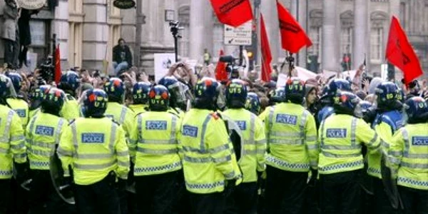 Poliţia din Pittsburg a utilizat gaze lacrimogene împotriva manifestanţilor anti- G20