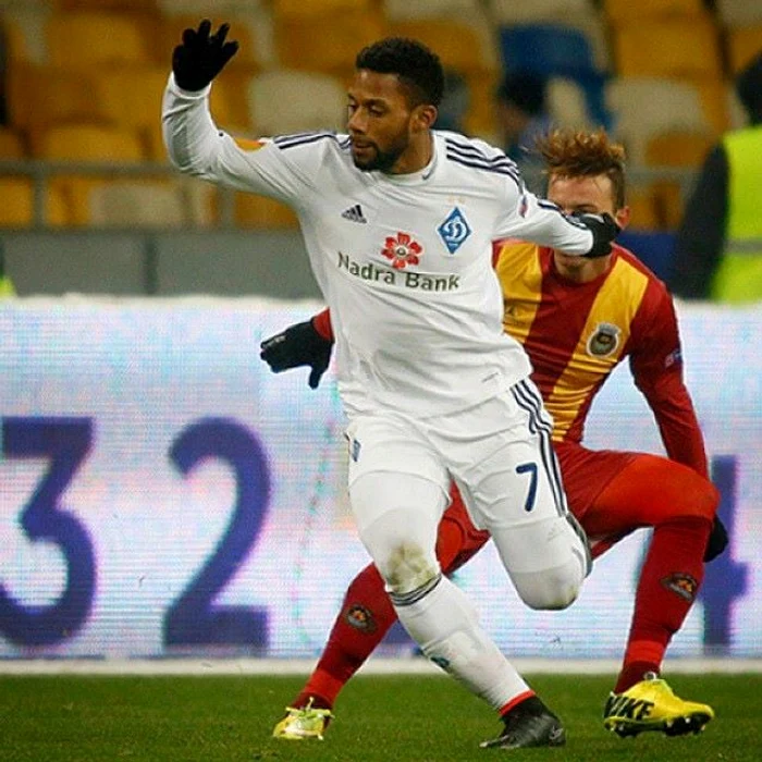 Lens a închis tabela în meciul cu Steaua Foto: facebook