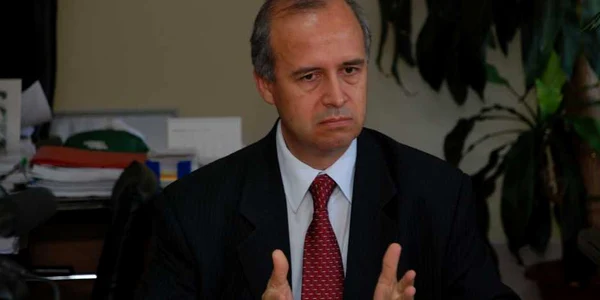 Primarul Aurel Simionescu