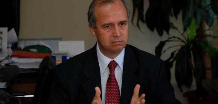 Primarul Aurel Simionescu
