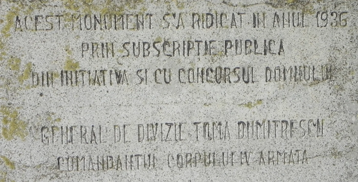 monument prezent 2 jpg jpeg