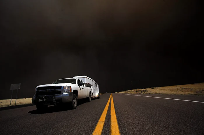 Incendiul din Arizona continuă să ardă Sursa: The Guardian