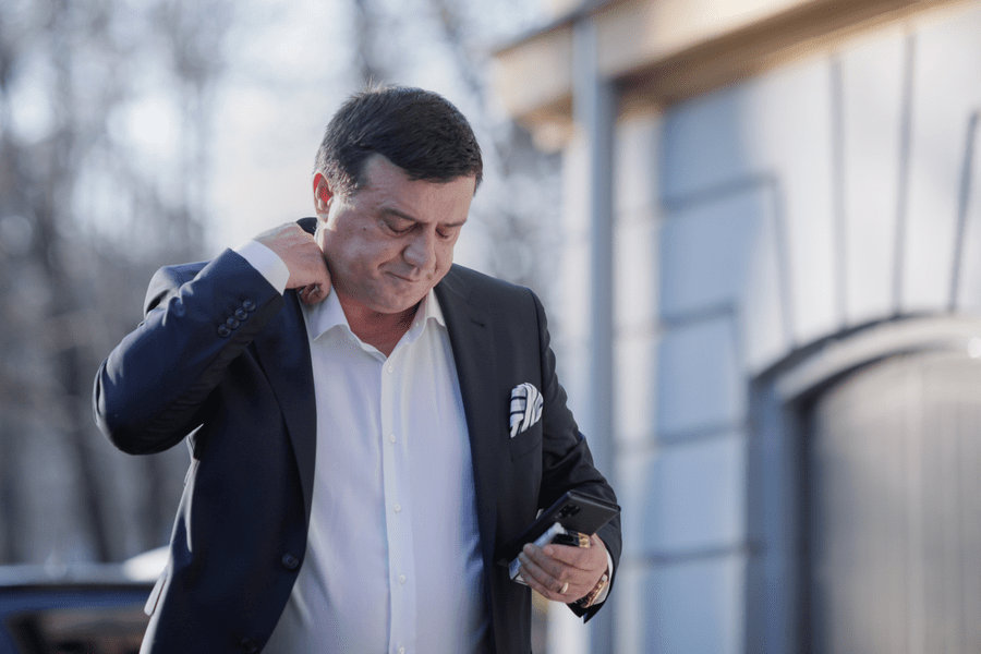 Niculae Bădălău, detalii despre cum a fost interceptat chiar și la pescuit: „Mai vorbeşti fără să ai un control”