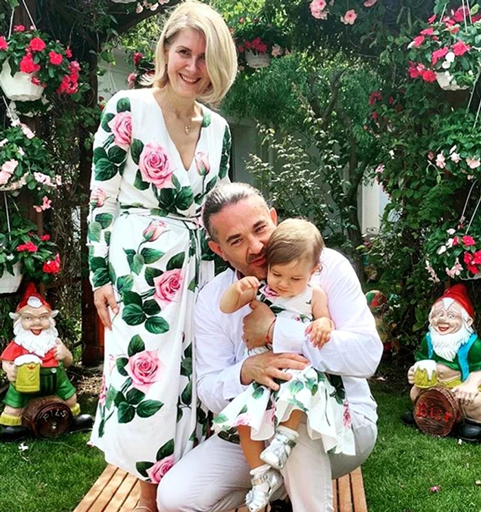 Sandra Stoicescu, Sergiu Constantinescu și minunea lor, Sara