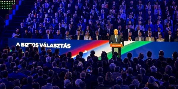 bilant Viktor Orban foto Facebook Korodi Attila jpg