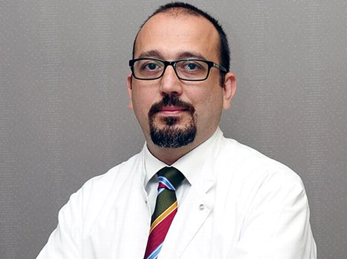 Dr. Doc. Cem İyibozkurt oferă consultaţii gratuite la Bucureşti
