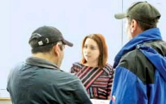 Doi dintre şomerii înşelaţi şi-au căutat dreptatea la poliţie