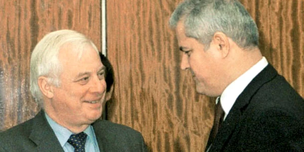 Comisarul european Chris Patten a fost primit de premierul Adrian Năstase, cu ocazia Conferinţei Regionale pentru Europa de Sud-Est