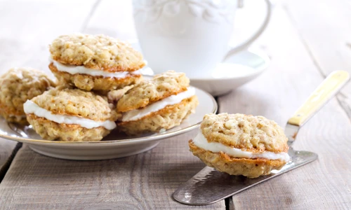 Fursecuri de ovaz cu crema  Sursa foto  shutterstock 199953875 jpg