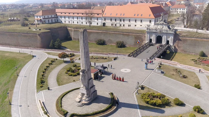 Alba Iulia FOTO Educație la înălțime