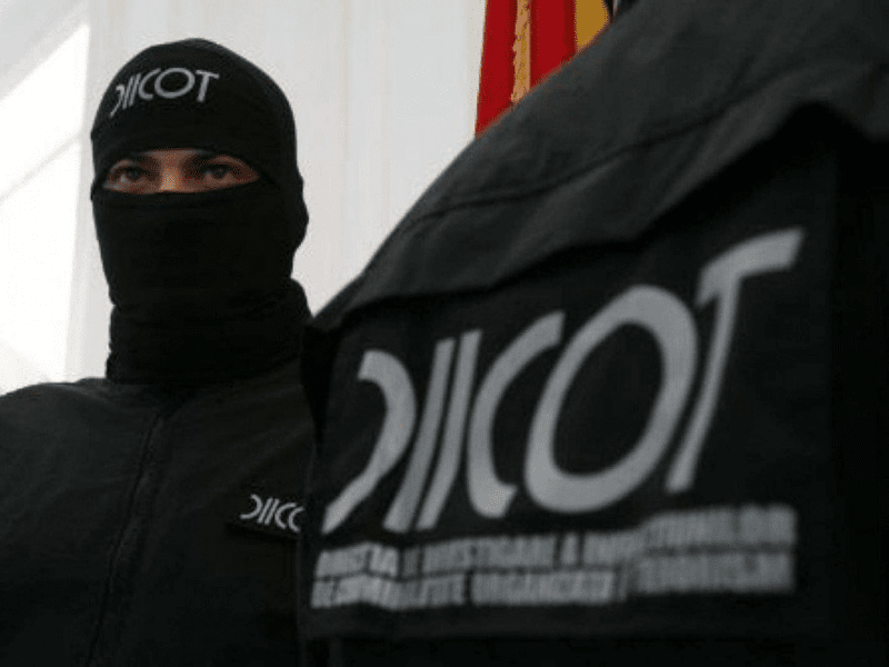 Călugăr de la Mănăstirea Arbore, căutat de procurorii DIICOT pentru corupere de minori 