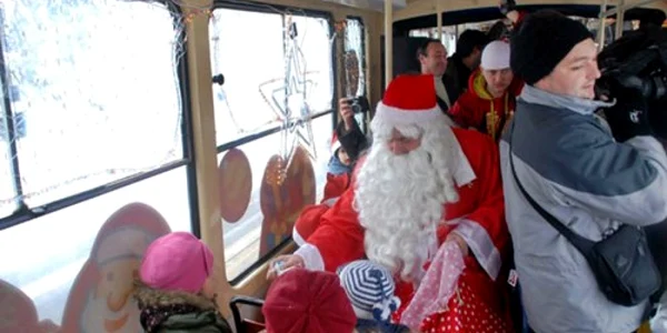 Cursele în autobuzul lui Moş Crăciun sunt gratuite