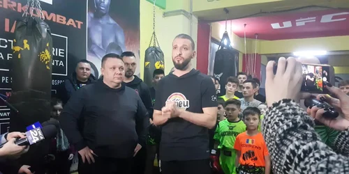 5c8521e6445219c57e17396f jpg