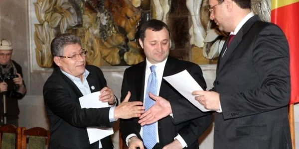 Liderii AIE caută candidaturi pentru funcţia de şef al statului