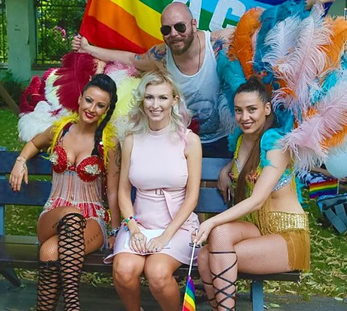 Andreea Bălan resimte efectele maternităţii din plin 