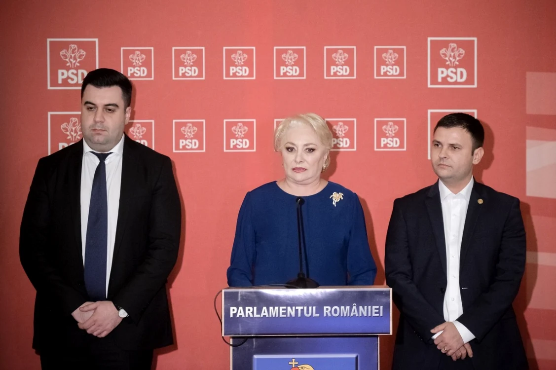 Răzvan Cuc, stânga, şi Viorica Dăncilă