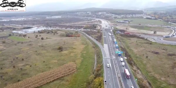 Lucrările la Autostrada A1 Sibiu   Pitești în zona nodului rutier de la Șelimbăr la jumătatea lunii octombrie 2022 Foto captură video Adrian Ioan Gica 1 jpg