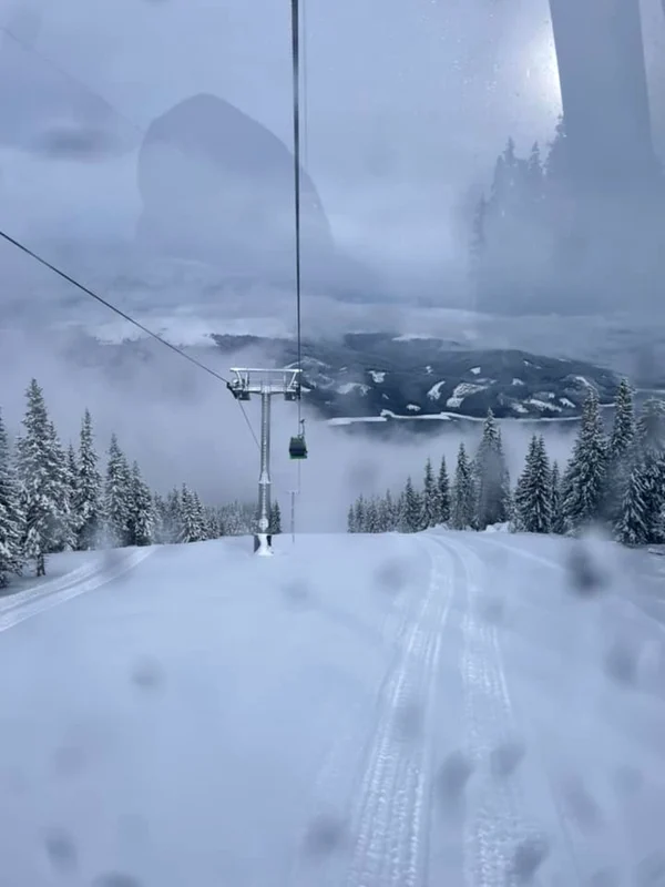 Imagini superbe de pe cel mai spectaculos domeniul schiabil din România - Transalpina - Vâlcea Foto Domeniul schiabil Transalpina Voineasa