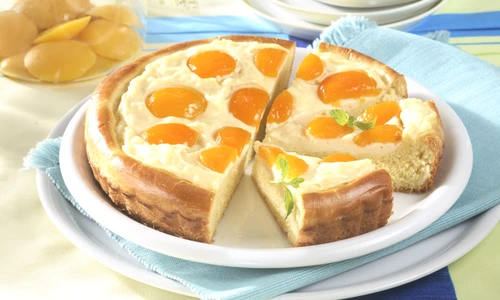 tarta cu branza si caise jpeg