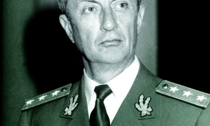 A murit fostul general Victor Atanasie Stănculescu jpeg
