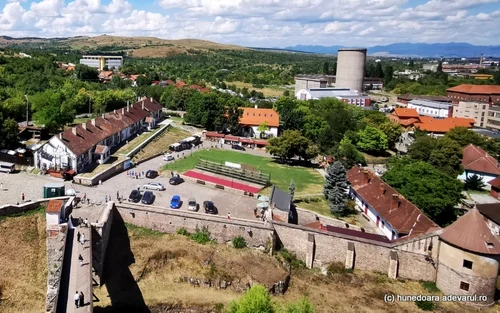 hunedoara vazuta de la castelul corvinilor foto daniel guta adevarul