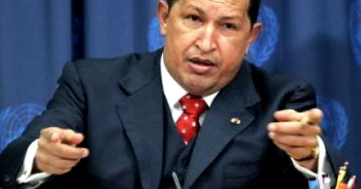 Khamenei îi cere lui Chavez să dezvolte relaţiile economice bilaterale