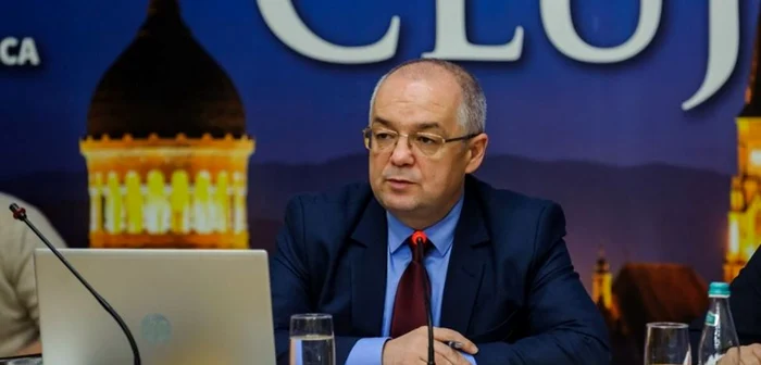 Primarul Clujului, Emil Boc, ştie să dea bine în ochii alegătorilor