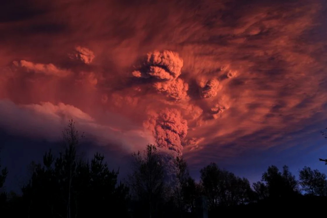 Erupţia vulcanului Puyehue din Chile, sursa: pictures.reuters.com