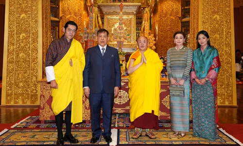 Regele Thailandei și Regina Thailandei în vizită la Regele Jigme Khesar al Bhutanului și Regina Jetsun Pema a Bhutanului   FOTO Casa Regală a Bhutanului (1) jpg