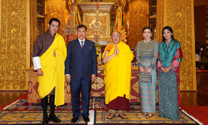 Regele Thailandei și Regina Thailandei în vizită la Regele Jigme Khesar al Bhutanului și Regina Jetsun Pema a Bhutanului   FOTO Casa Regală a Bhutanului (1) jpg
