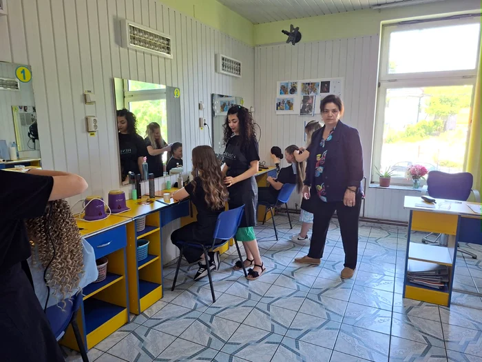 Mulți elevi sunt pasionați de domeniul în care activează FOTO Cosmin Zamfirache