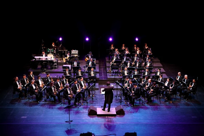 orchestră