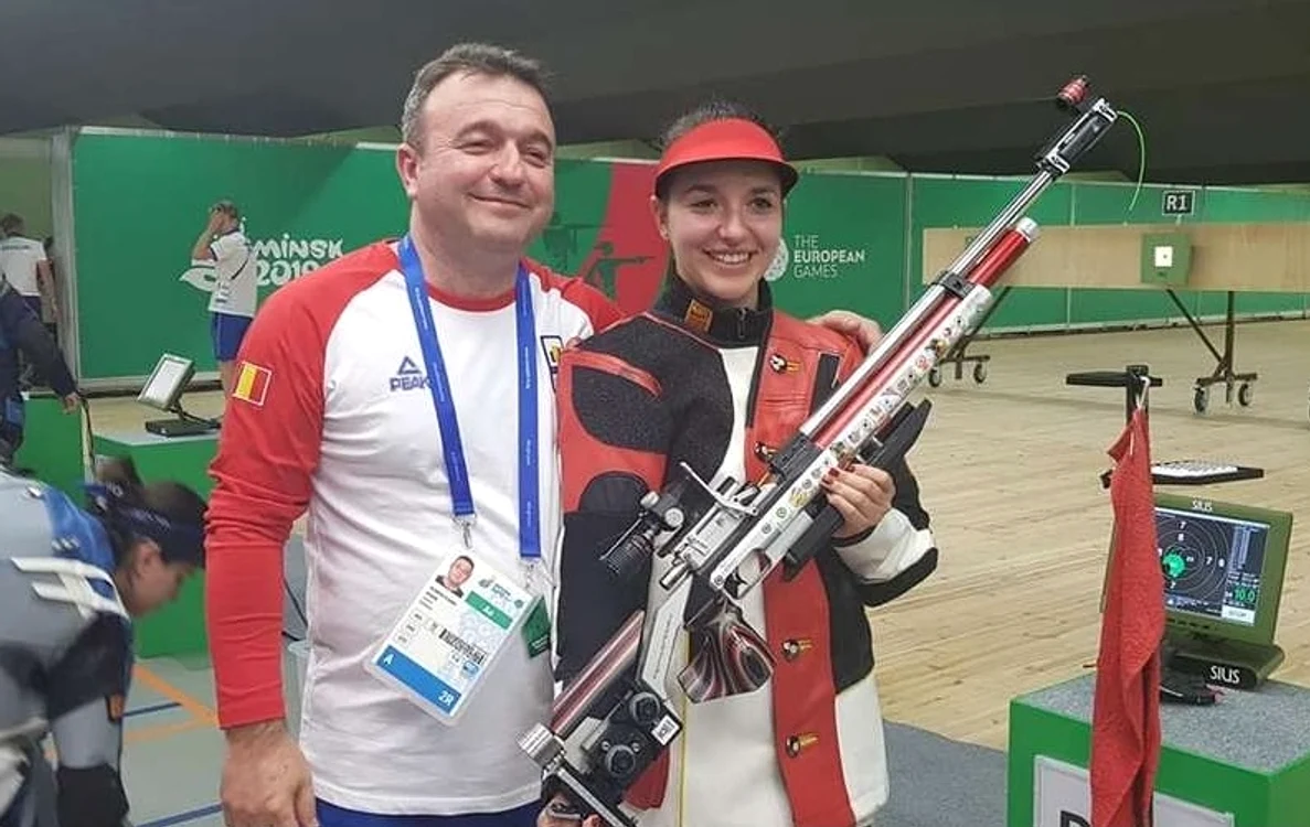 
    Laura Coman a obținut medalia de aur la Jocurile Europene de la MinskFoto: Facebook / FR de Tir Sportiv  