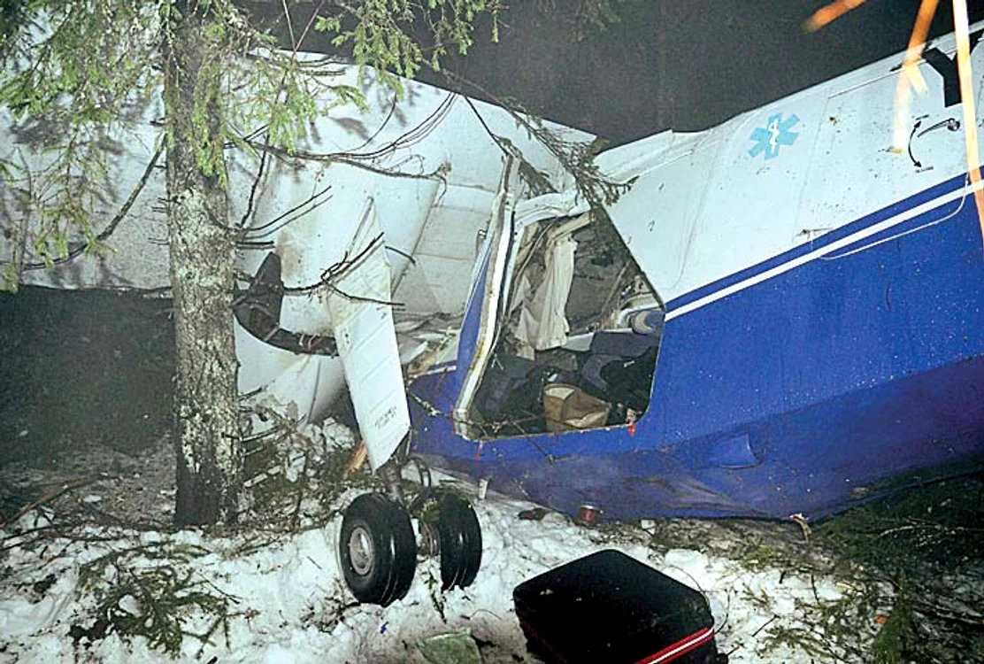 În accidentul aviatic din ianuarie 2014 şi-a găsit  sfârşitul şi studenta  Aura Ion (23 de ani)