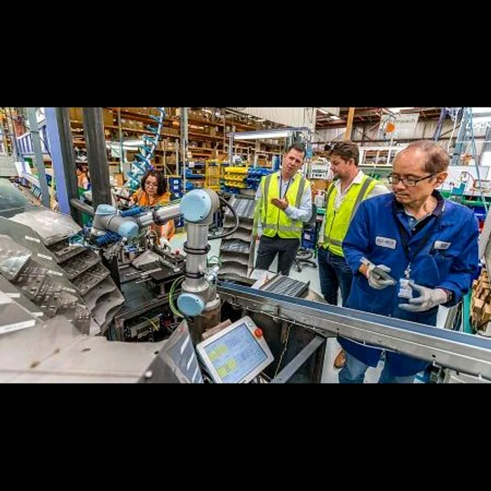 Roboți industriali rolul lor în automatizare jpeg