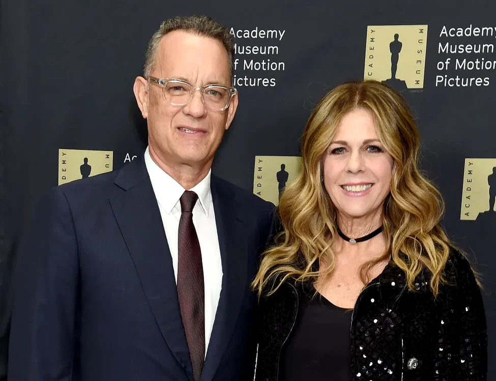 tom hanks si sotiaa