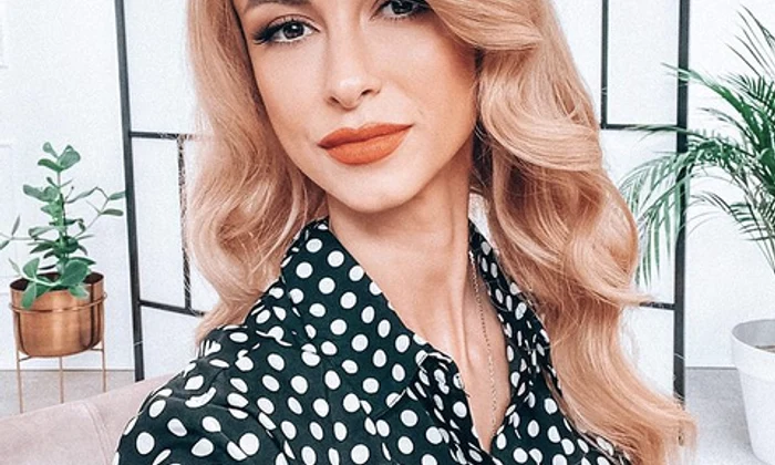 Andreea Bălan png