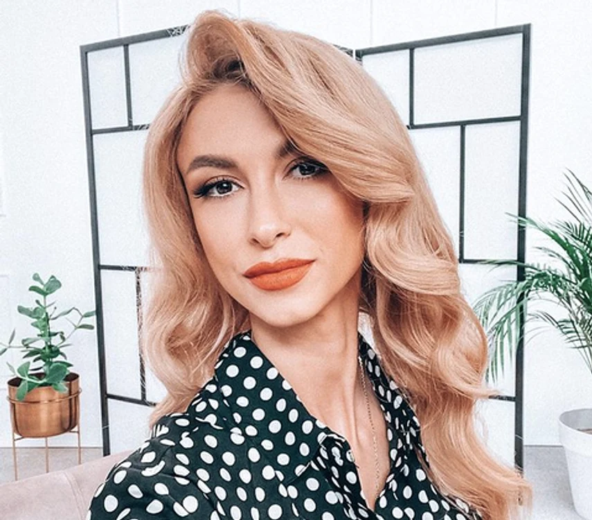 Andreea Bălan png