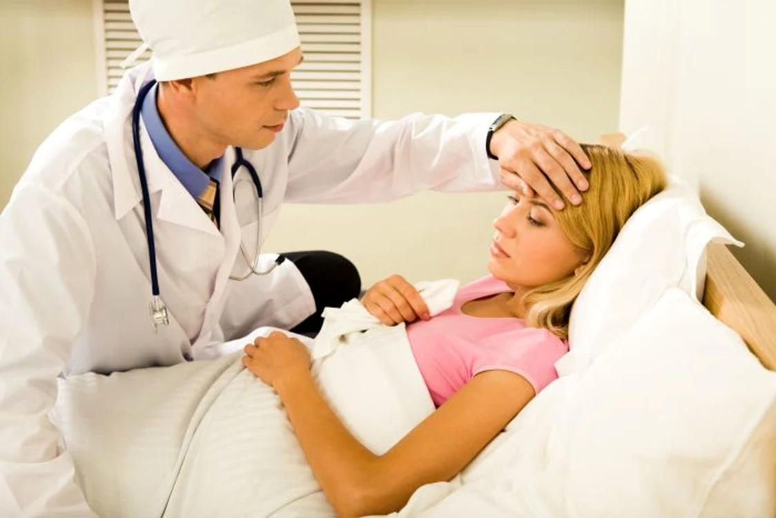 Pacientă, internată în spital cu febră FOTO: Arhivă, Adevărul