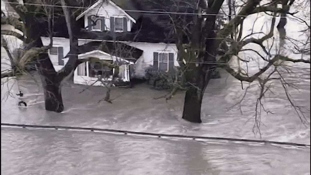 Inundații record în Washington. Aproximativ 100.000 de oameni au primit ordin de evacuare