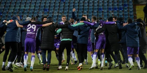 hora bucuriei fc arges jpg