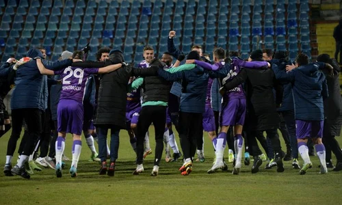 hora bucuriei fc arges jpg