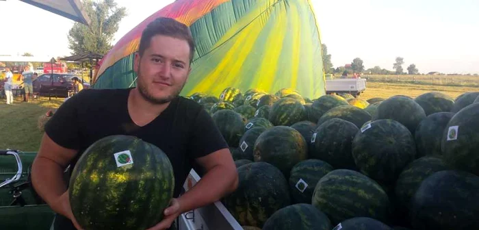 Alexandru Lezeu, student la Facultatea de Matematică-Fizică, se implică în afacerea părinţilor FOTO Ştefan Both